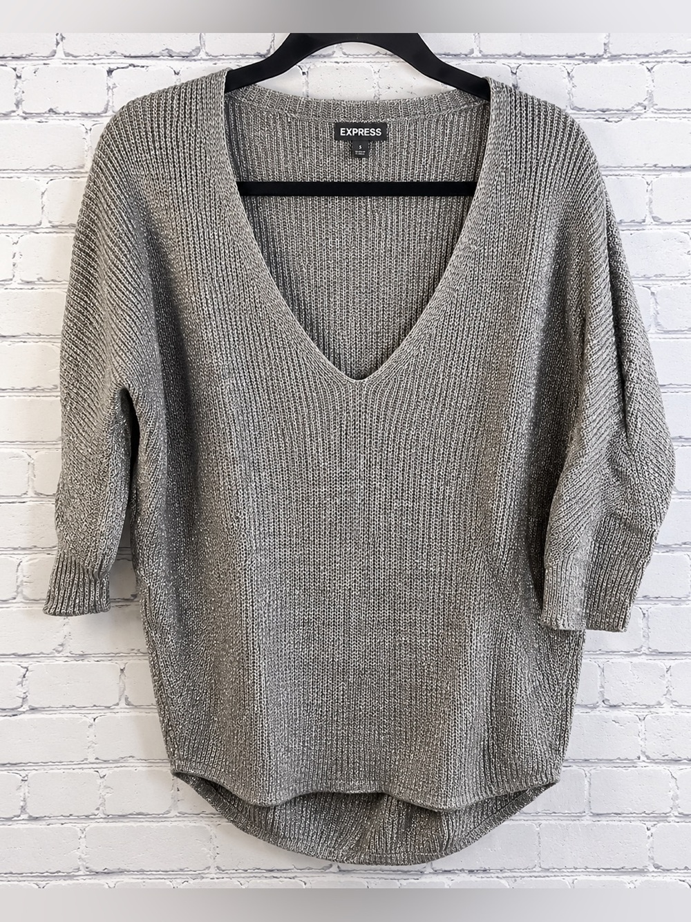 Express Women’s Gray Metallic Shimmer V-Neck Sweater 3/4 Sleeve Size S